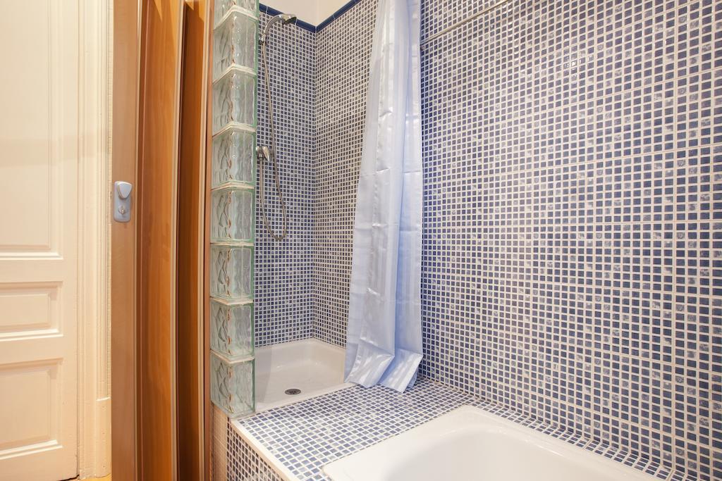 Modernist Apartment برشلونة الغرفة الصورة